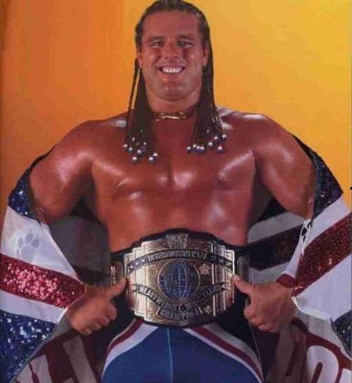 摔角名宿最新爆料,独家爆料背后的惊人真相  第3张